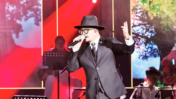 Nhiều sáng tạo với âm nhạc của Trịnh Công Sơn đã đưa ca sĩ Hà Lê đến gần với công chúng hôm nay. (Ảnh NVCC)