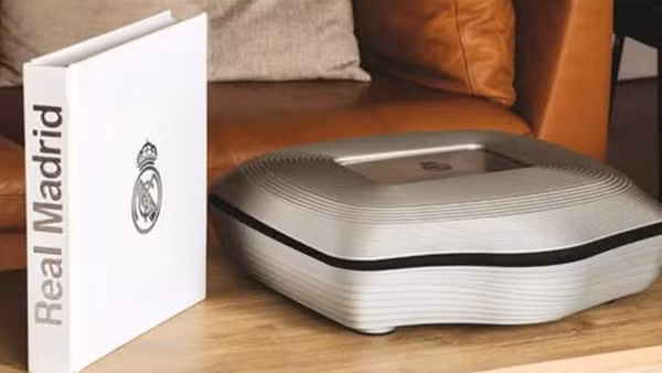 Cuốn sách giới hạn đặc biệt của Real Madrid.