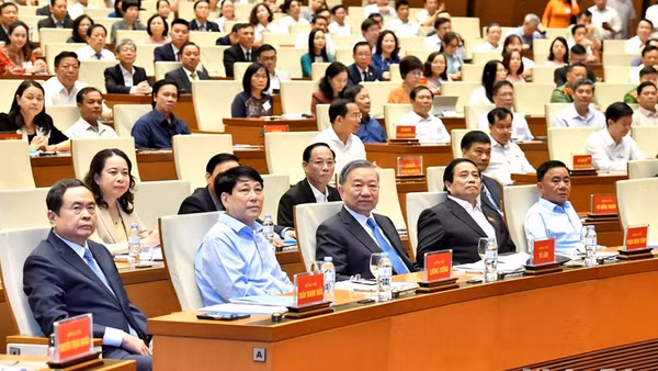 Tổng Bí thư Tô Lâm và các đồng chí lãnh đạo Đảng, Nhà nước tham dự hội nghị.