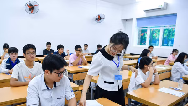 Nhiều thay đổi trong kỳ thi năm nay đòi hỏi công tác chuẩn bị của ngành giáo dục trên cả nước trở nên rốt ráo hơn bao giờ hết. (Ảnh minh họa Thành Đạt)