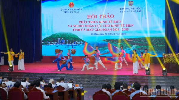 Văn nghệ chào mừng trước khi vào phần nội dung của hội thảo.