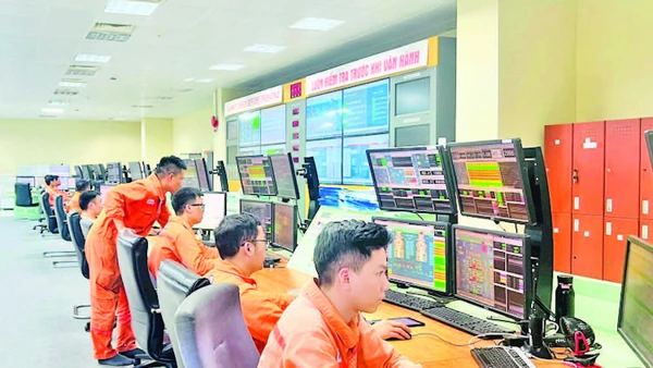 Vận hành Nhà máy Nhiệt điện Mông Dương.