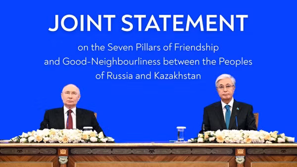Tổng thống Nga Vladimir Putin và người đồng cấp nước chủ nhà Kassym-Jomart Tokayev. Ảnh: Kremlin