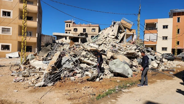 Tòa nhà bị phá hủy sau cuộc không kích của Israel tại Baalbek, Liban, ngày 5/3/2026. Ảnh: THX/TTXVN