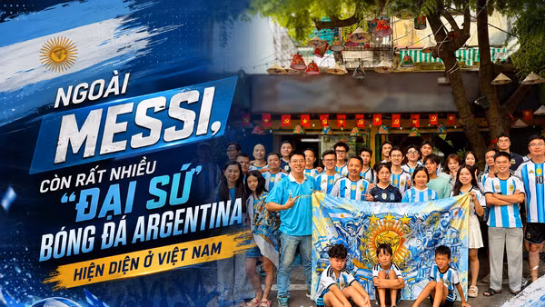 Hội cổ động viên Argentina tại Việt Nam trong một chương trình giao lưu do AFA tổ chức.