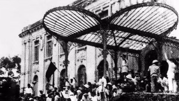 Kỳ 1: Giành độc lập cho dân tộc - tạo dựng nền tảng cho hạnh phúc của nhân dân
