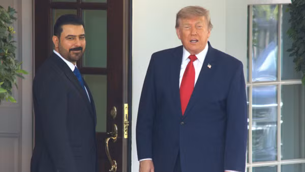 Tổng thống Mỹ Donald Trump và Thủ tướng Iraq Ali al-Zaidi tại cuộc gặp ở Nhà Trắng, Washington, D.C. (Ảnh: THX/TTXVN) 