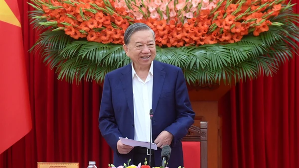 Tổng Bí thư Tô Lâm phát biểu chỉ đạo tại cuộc làm việc. (Ảnh: ĐĂNG KHOA)