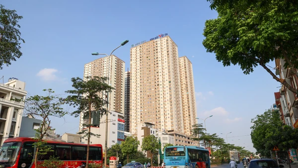 Tổ hợp dự án nhà ở xã hội và dịch vụ thương mại AZ Thăng Long. (Ảnh QUANG NGUYÊN)