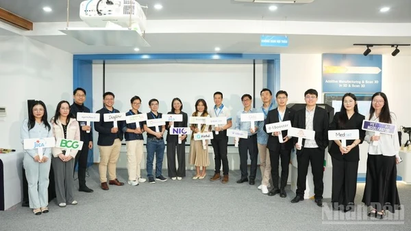 Các đại diện startup tham dự chương trình. (Ảnh: HNV)