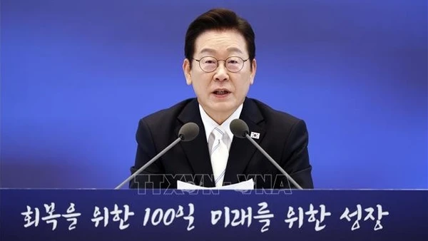 Tổng thống Hàn Quốc Lee Jae Myung phát biểu tại cuộc họp báo đánh dấu 100 ngày nhậm chức, ở Seoul, ngày 11/9/2025. (Ảnh: Yonhap/TTXVN)