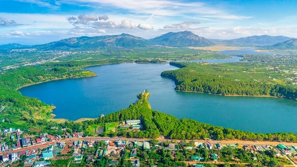 Gia Lai công bố danh mục khoảng 170 dự án kêu gọi đầu tư.