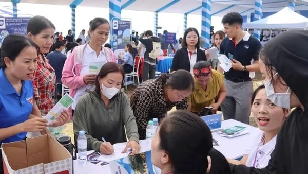 Ba đợt Ngày hội việc làm 2026 nhằm giải “cơn khát” lao động cho doanh nghiệp Nghệ An