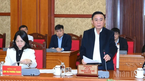 Đồng chí Trần Cẩm Tú, Ủy viên Bộ Chính trị, Thường trực Ban Bí thư. (Ảnh: ĐĂNG KHOA)