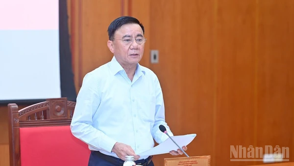 Đồng chí Trần Cẩm Tú, Ủy viên Bộ Chính trị, Thường trực Ban Bí thư. (Ảnh: ĐĂNG KHOA)