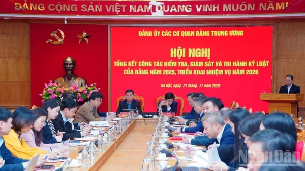 Quang cảnh hội nghị. 