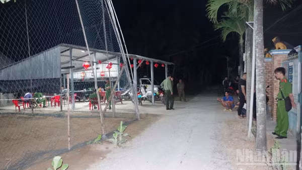 Hiện trường vụ án mạng.