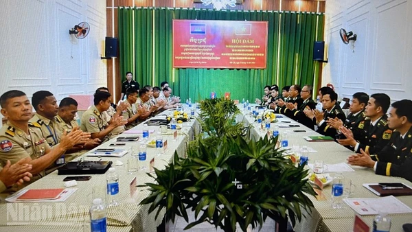 Quang cảnh buổi hội đàm.