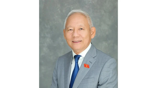 TS Trần Văn