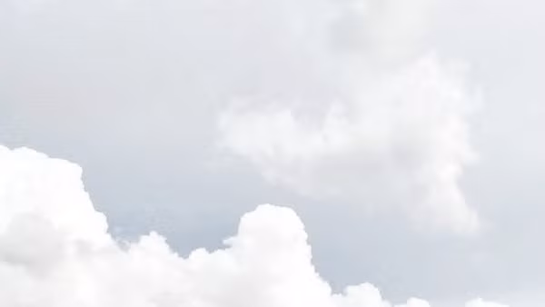 Một trong những “núi rác” khổng lồ nằm phía sau núi Bà Đen (Tây Ninh).