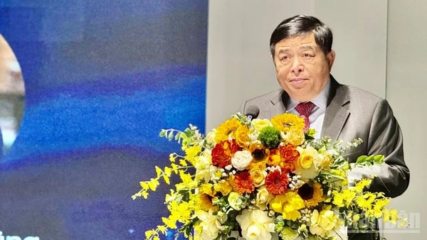 Phó Thủ tướng Chính phủ Nguyễn Chí Dũng phát biểu tại sự kiện. (Ảnh: HNV)