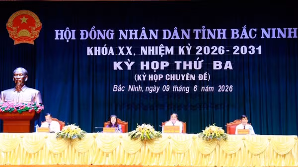 Tại Kỳ họp thứ 3 ( kỳ họp chuyên đề), Hội đồng nhân dân tỉnh Bắc Ninh đã thông qua 12 nghị quyết chuyên đề và 2 nghị quyết về công tác cán bộ.