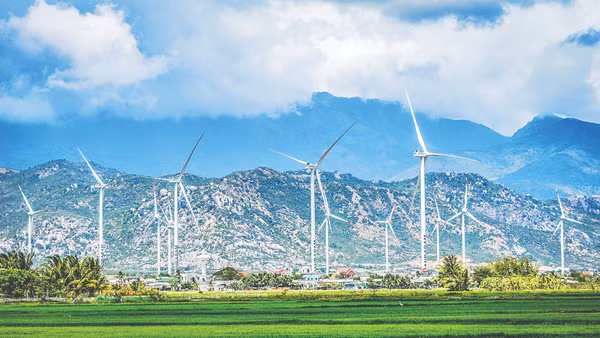 Đột phá thể chế kiến tạo thị trường điện bền vững