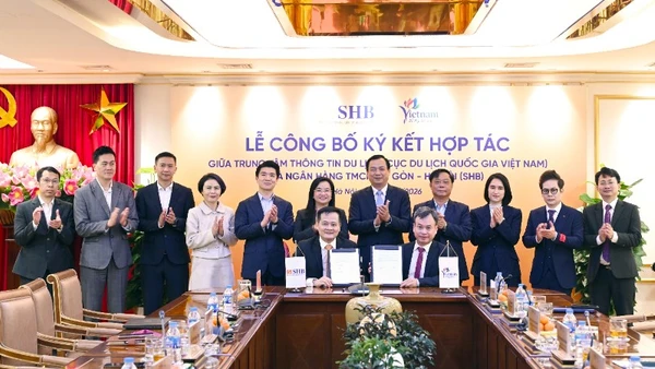 Lễ công bố ký kết hợp tác giữa Trung tâm Thông tin du lịch và Ngân hàng SHB.
