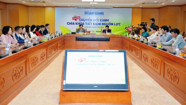 Toàn cảnh tọa đàm.