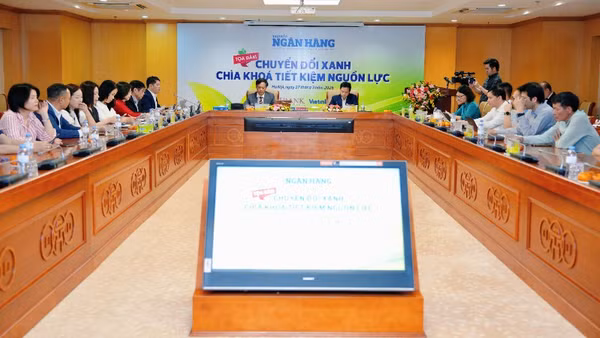 Toàn cảnh tọa đàm.