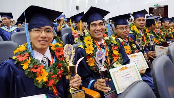 Cần những chính sách đột phá để thu hút nhân tài.