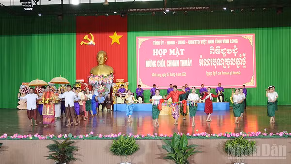 Tiết mục văn nghệ chào mừng đại biểu về dự họp mặt Chôl Chnăm Thmây 2026.