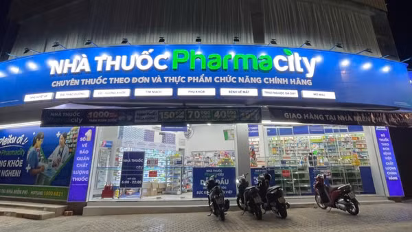 Với hơn 1.000 nhà thuốc trên khắp cả nước, Pharmacity hướng tới mục tiêu trở thành người bạn đồng hành đáng tin cậy, hỗ trợ khách hàng chủ động phòng bệnh, theo dõi sức khỏe và quản lý hiệu quả các bệnh mạn tính trong suốt quá trình điều trị.
