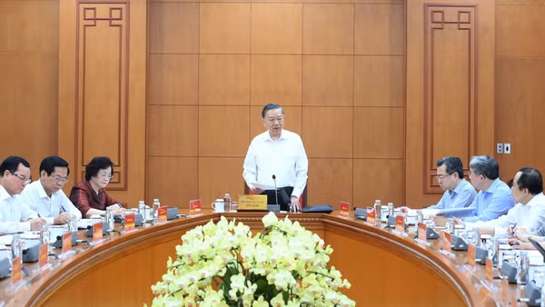 Tổng Bí thư, Chủ tịch nước Tô Lâm chủ trì làm việc với ngành nội vụ về chất lượng nguồn lao động Việt Nam. (Ảnh: ĐĂNG KHOA)