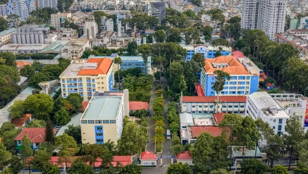 Toàn cảnh Bệnh viện Phạm Ngọc Thạch sau chỉnh trang. 