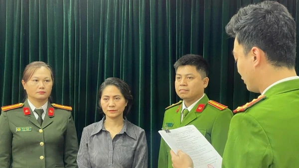 Khởi tố, bắt tạm giam Nguyễn Thị Thu Hà, Giám đốc công ty tổ chức show "Về đây bốn cánh chim trời".