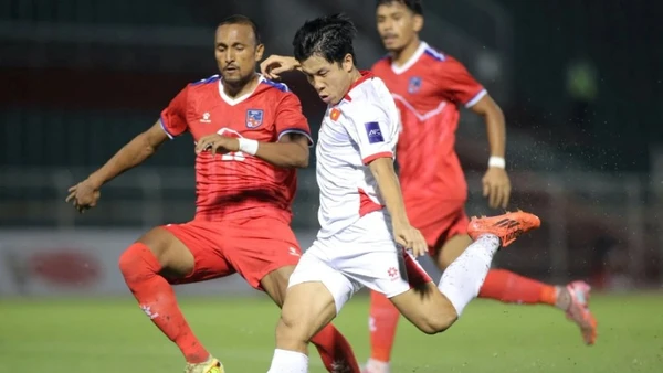 Đội tuyển Việt Nam gặp bế tắc trong khâu dứt điểm trước đối thủ Nepal. 