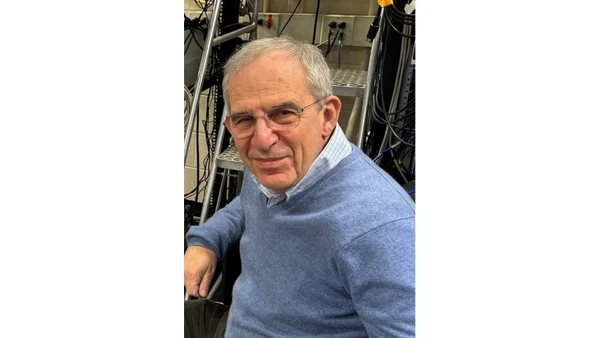 Michel H. Devoret, nhà vật lý được Viện Hàn lâm Khoa học Hoàng gia Thụy Điển.