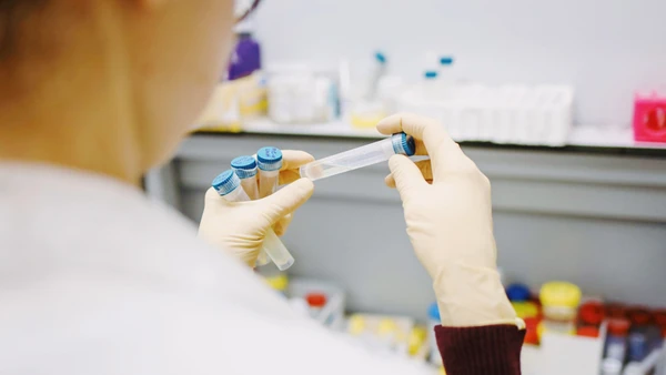 Việc chuẩn hóa và quản lý chất lượng xét nghiệm giúp giảm chi phí, thời gian chờ đợi cho người bệnh.