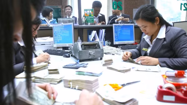 Phát triển thị trường trái phiếu theo hướng kéo dài kỳ hạn được xem là giải pháp quan trọng nhằm tạo ra nguồn vốn ổn định, bền vững và giảm áp lực lên hệ thống ngân hàng. 