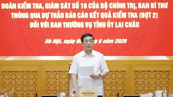Đại tướng Phan Văn Giang, Ủy viên Bộ Chính trị, Phó Thủ tướng Chính phủ, Bộ trưởng Quốc phòng chủ trì hội nghị. (Ảnh: qdnd.vn)