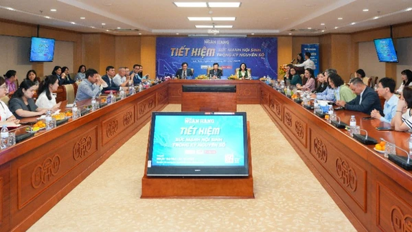 Toàn cảnh tọa đàm.