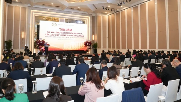 Toàn cảnh tọa đàm. 