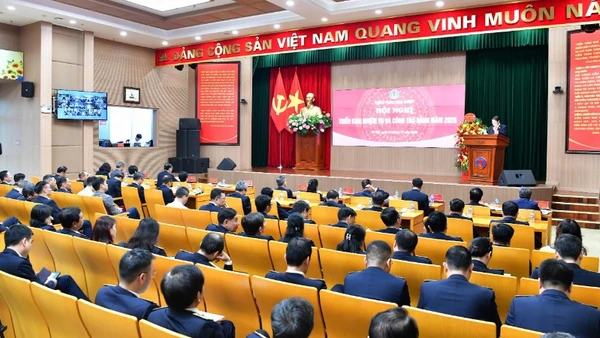 Toàn cảnh Hội nghị. 