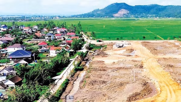 Tỉnh Nghệ An dự kiến xây dựng 41 khu tái định cư với tổng diện tích hơn 102 héc-ta, tổng mức đầu tư khoảng 1.450 tỷ đồng.