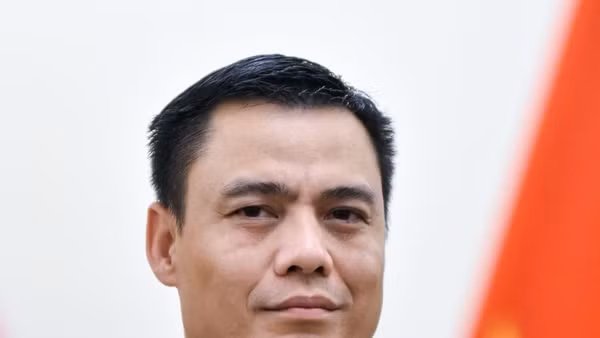 Thứ trưởng Ngoại giao Đặng Hoàng Giang.