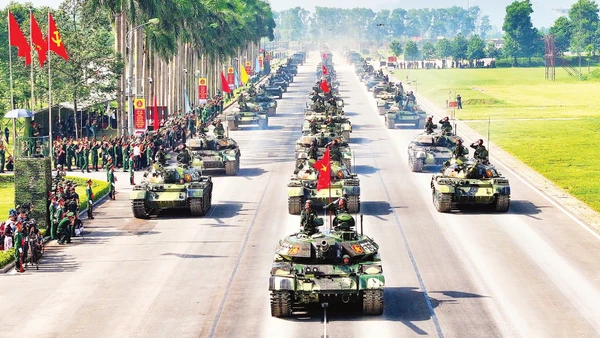 Khối xe pháo quân sự của lực lượng Quân đội nhân dân Việt Nam tại buổi tổng hợp luyện cho diễu binh, diễu hành Kỷ niệm 80 năm Cách mạng Tháng Tám thành công và Quốc khánh 2/9. (Ảnh: THẾ ĐẠI)