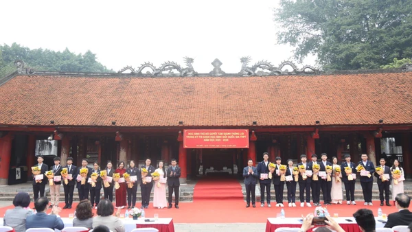 Đại diện đội tuyển của Hà Nội dự thi học sinh giỏi quốc gia năm học 2025-2026.