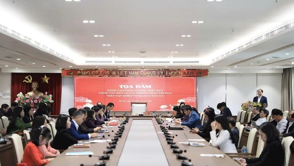 Quang cảnh buổi tọa đàm.