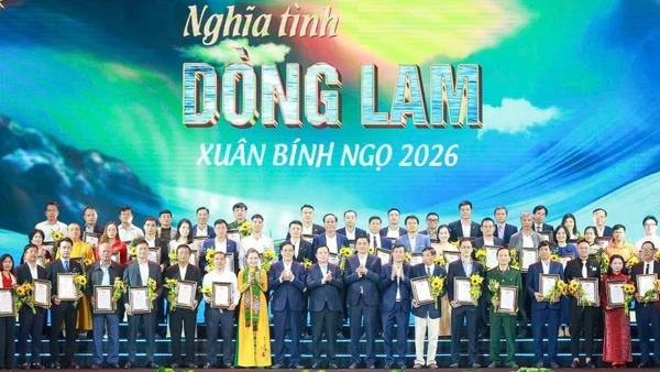 Hơn 172 tỷ đồng ủng hộ Chương trình “Nghĩa tình dòng Lam-Xuân Bính Ngọ năm 2026”.